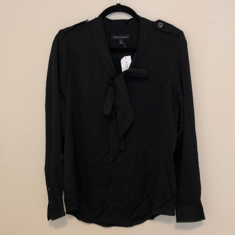 NWT banana republic black button up neck tie blouse